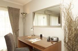 Ringwood Royale Aparthotel Amenities photo