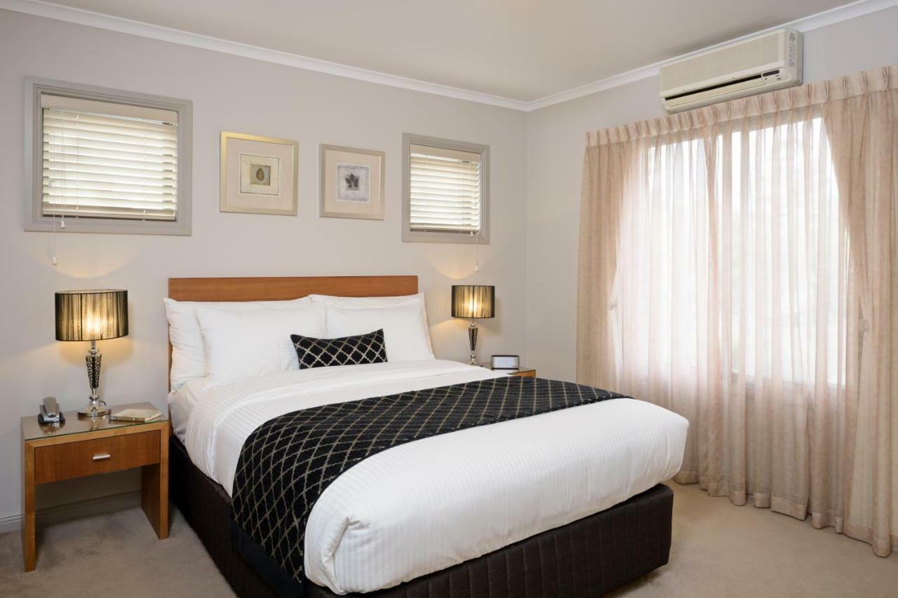 Ringwood Royale Aparthotel Exterior photo